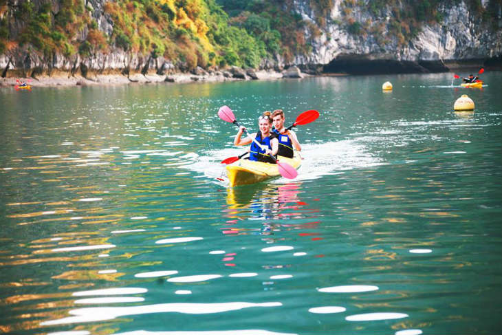 Oriental Sails has new promotions in March and September for those seeking luxury on Ha Long Bay and Lan Ha Bay.