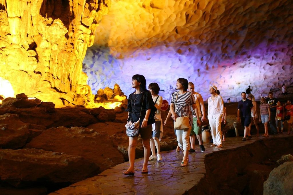 Sung Sot Cave - Starlight Cruise activities